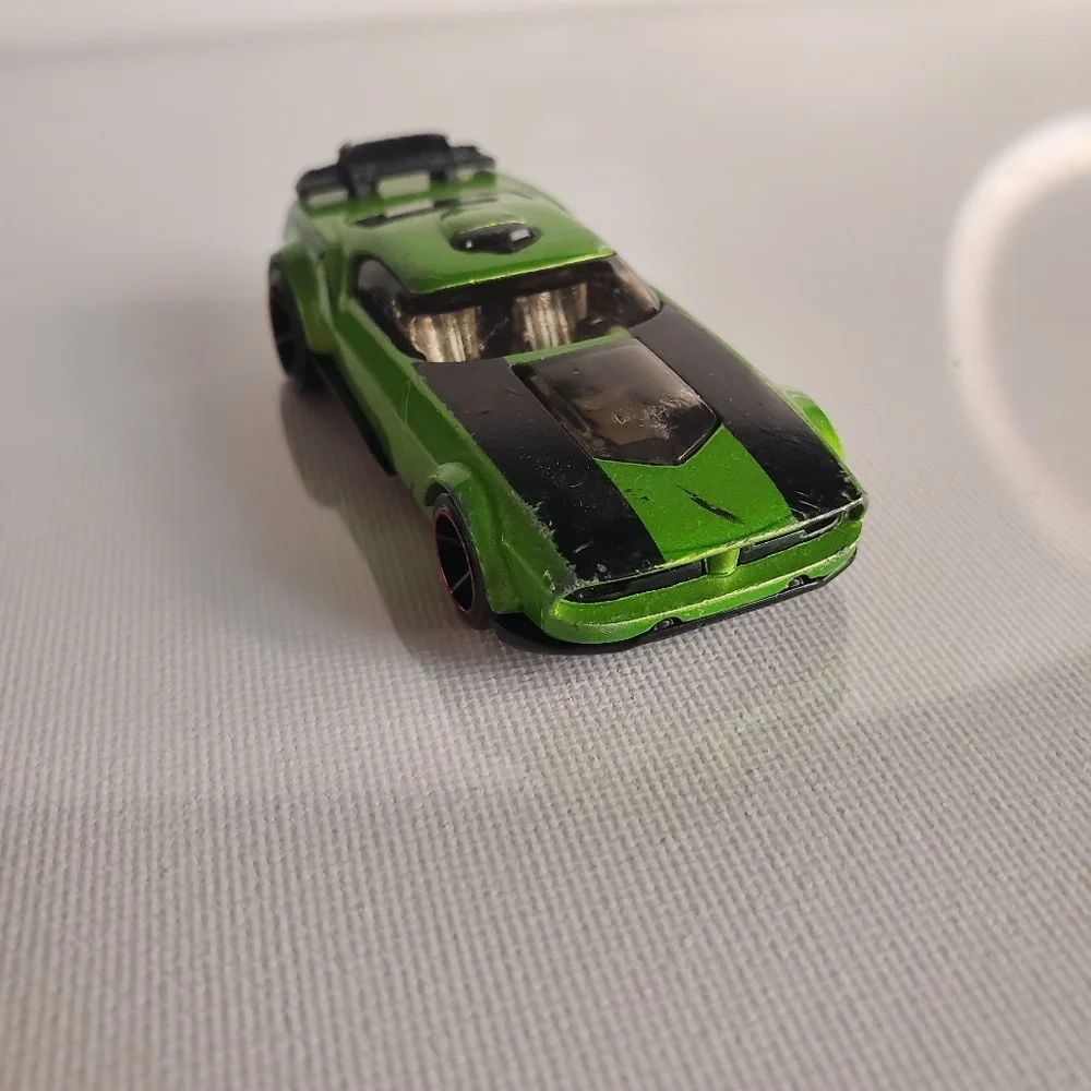 Hot Wheel 